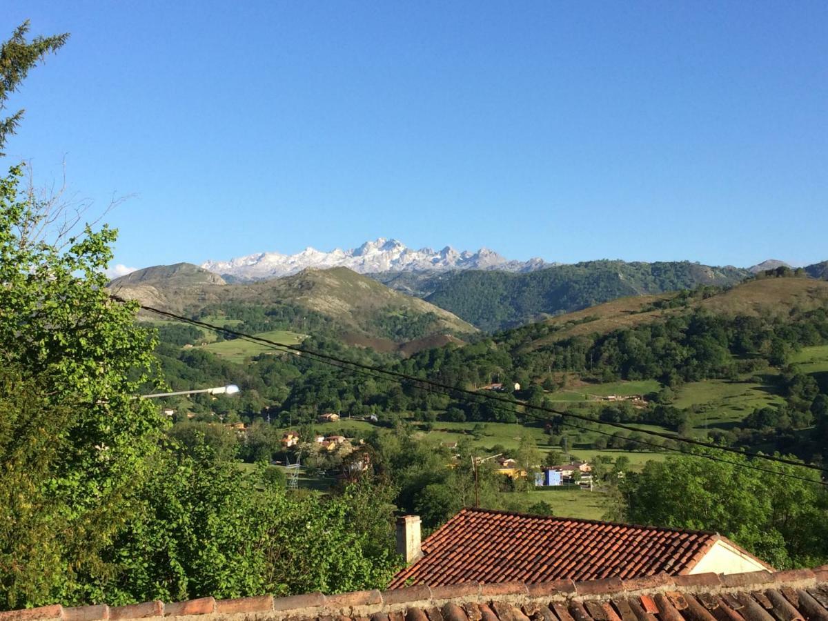Los Pinos De Cardes Exteriör bild